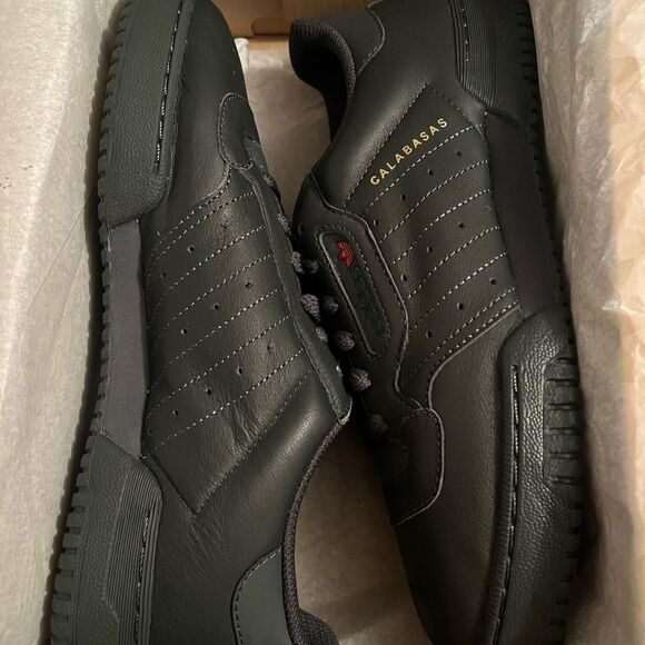 NIB Yeezy Powerphase Calanasas - Picture 6 of 8